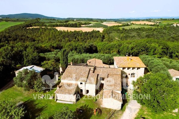 casa indipendente in vendita a Colle di Val d'Elsa