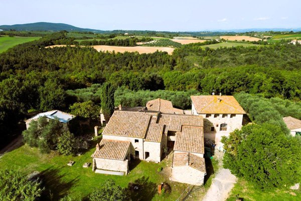 casale in vendita a Colle di Val d'Elsa