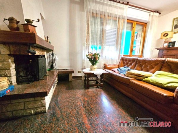 appartamento in vendita a Colle di Val d'Elsa