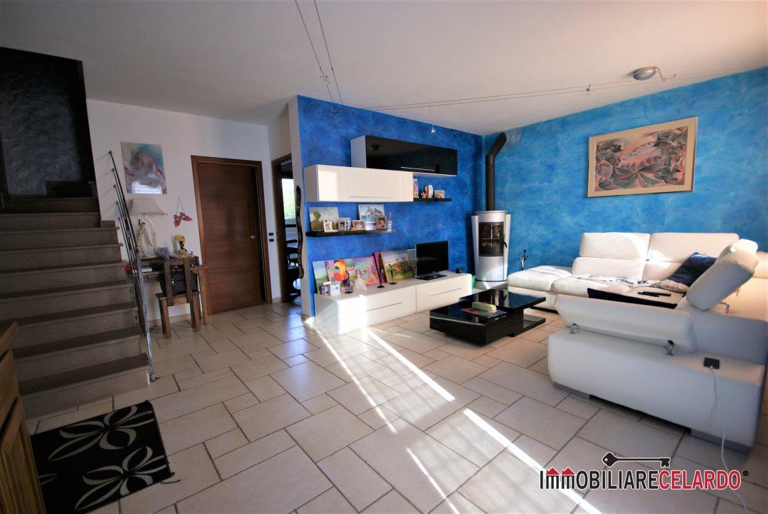 casa indipendente in vendita a Colle di Val d'Elsa