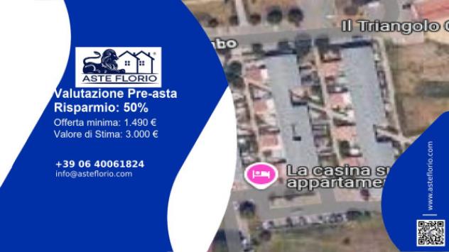 locale commerciale in vendita a Colle di Val d'Elsa