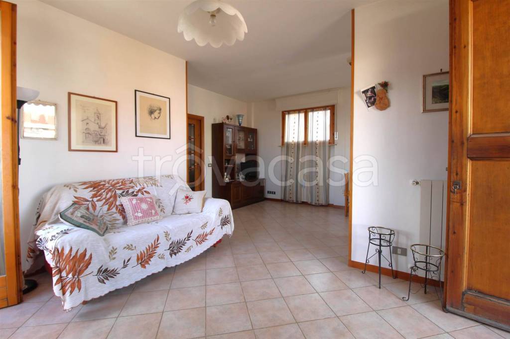 appartamento in vendita a Colle di Val d'Elsa