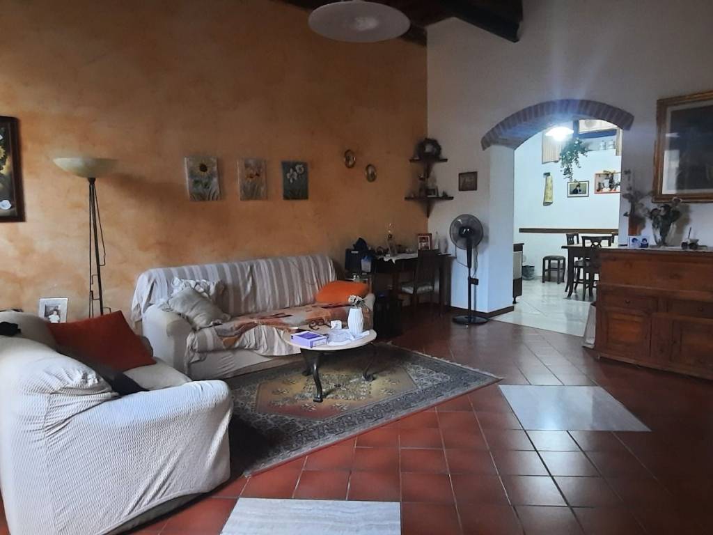 appartamento in vendita a Colle di Val d'Elsa
