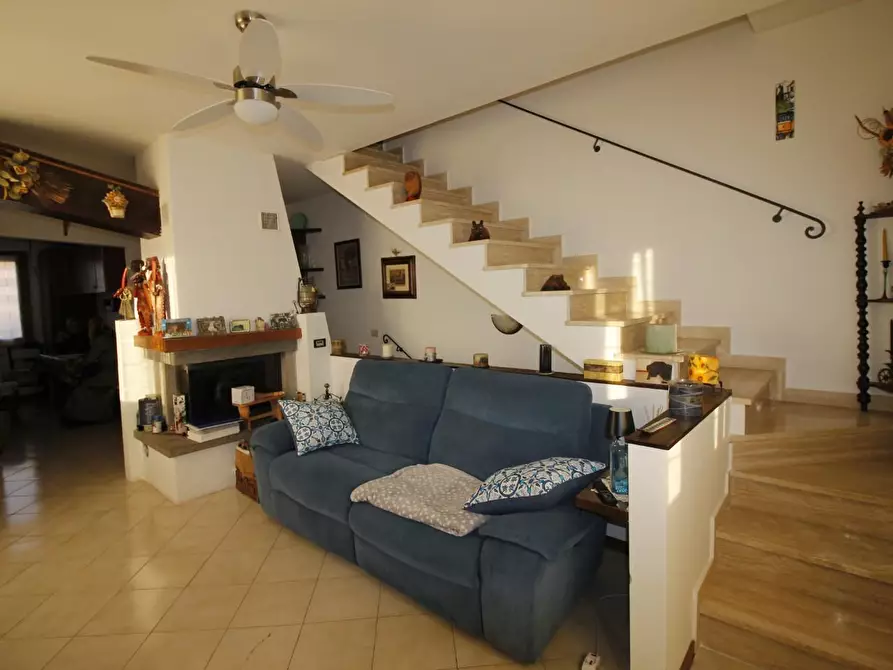 casa indipendente in vendita a Colle di Val d'Elsa