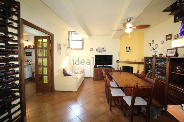 appartamento in vendita a Colle di Val d'Elsa