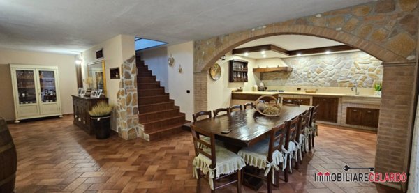 appartamento in vendita a Colle di Val d'Elsa