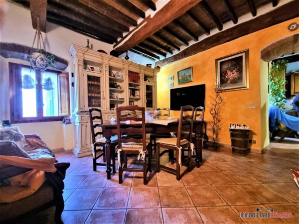 appartamento in vendita a Colle di Val d'Elsa