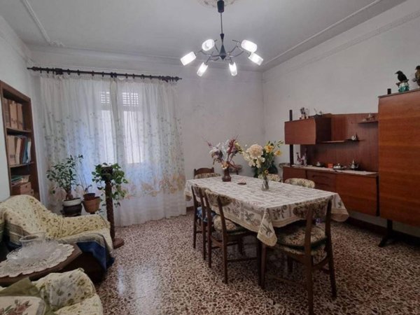appartamento in vendita a Colle di Val d'Elsa