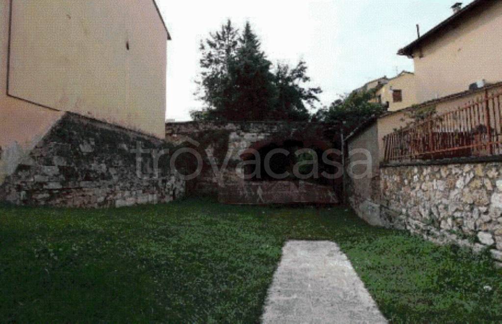 appartamento in vendita a Colle di Val d'Elsa