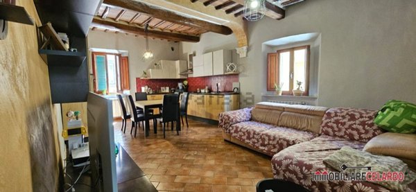 appartamento in vendita a Colle di Val d'Elsa