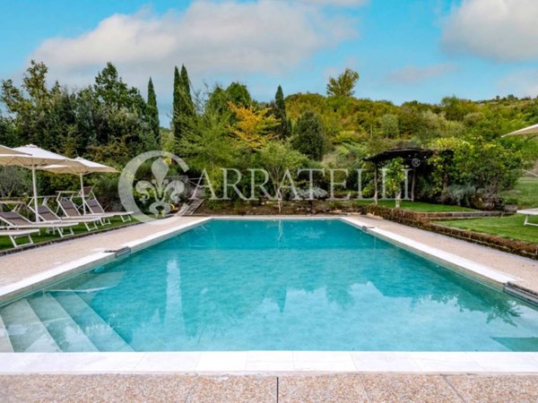 casa indipendente in vendita a Colle di Val d'Elsa