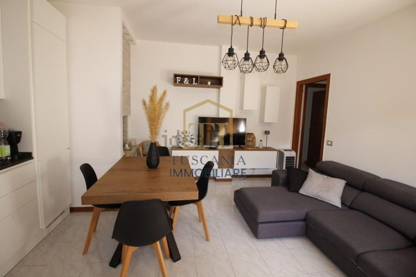 appartamento in vendita a Colle di Val d'Elsa