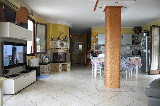 appartamento in vendita a Colle di Val d'Elsa
