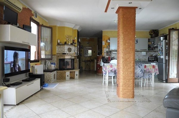 appartamento in vendita a Colle di Val d'Elsa