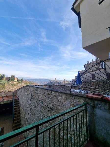 appartamento in vendita a Colle di Val d'Elsa