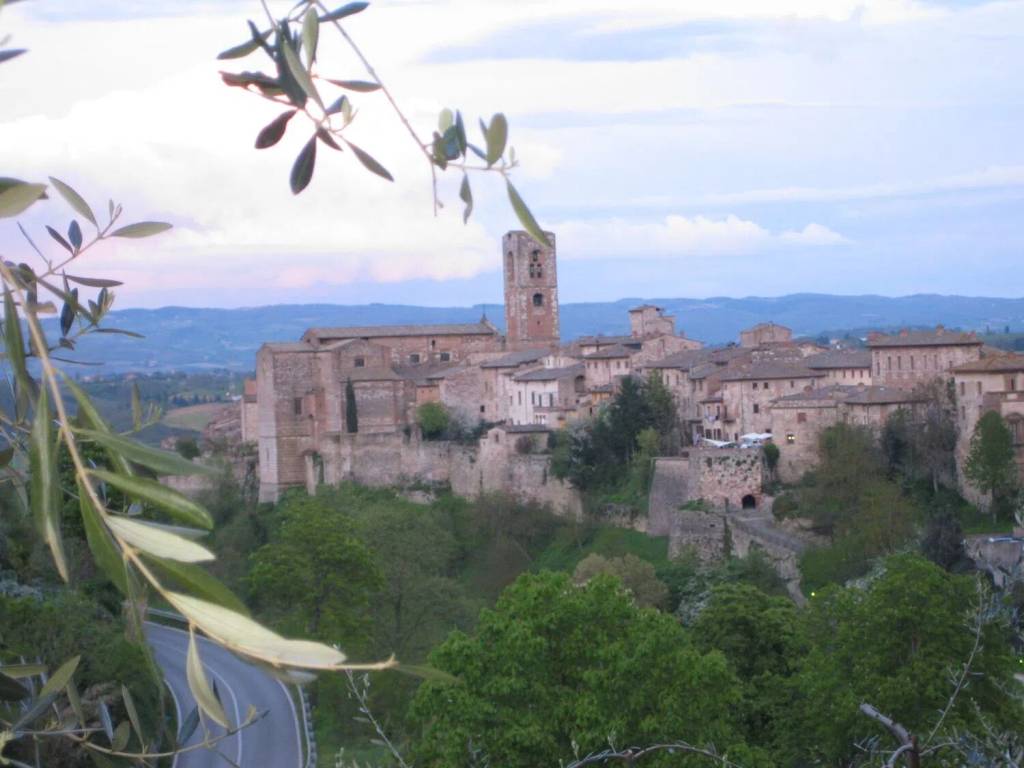 appartamento in vendita a Colle di Val d'Elsa