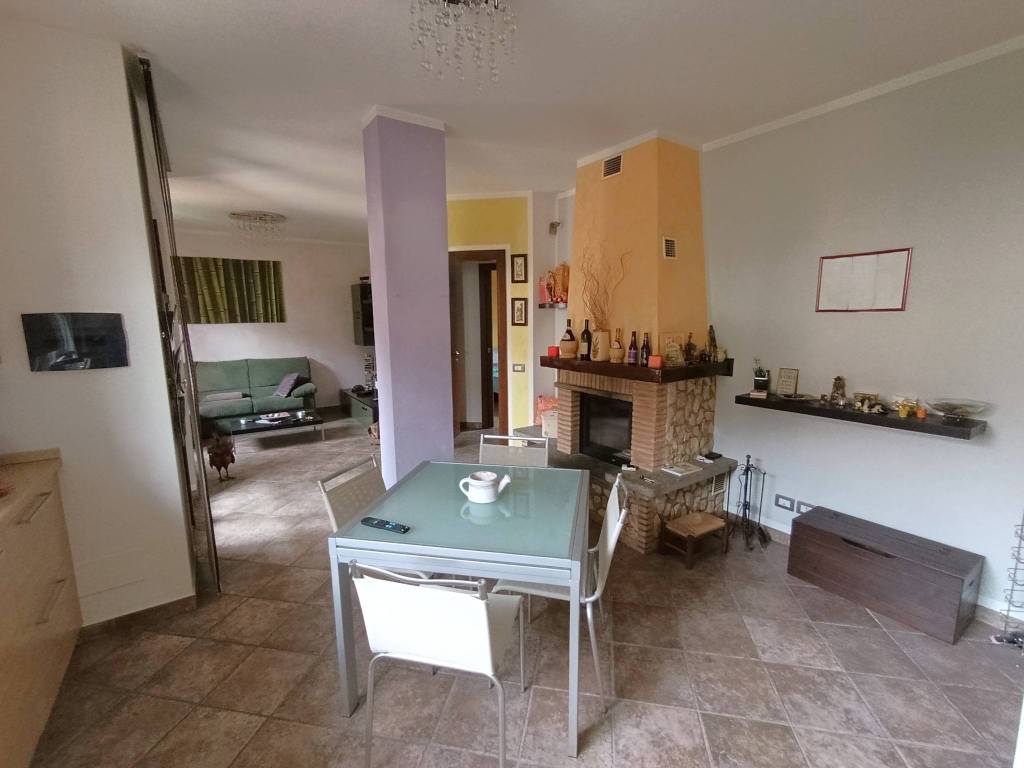 appartamento in vendita a Colle di Val d'Elsa