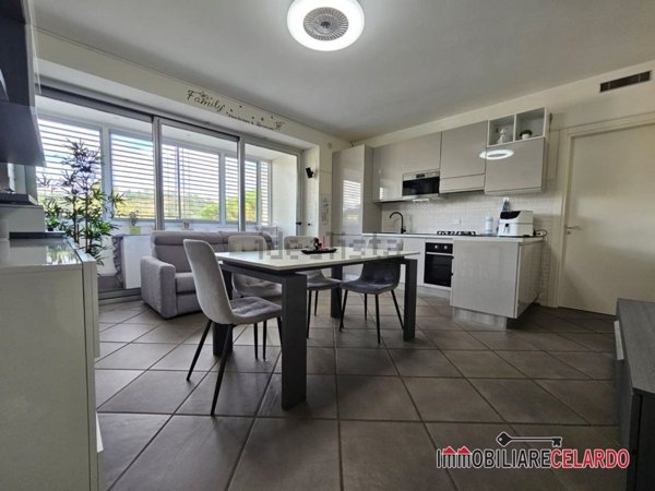 appartamento in vendita a Colle di Val d'Elsa