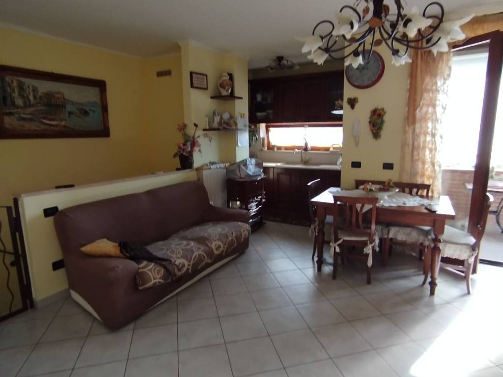 appartamento in vendita a Colle di Val d'Elsa