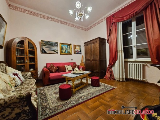 appartamento in vendita a Colle di Val d'Elsa