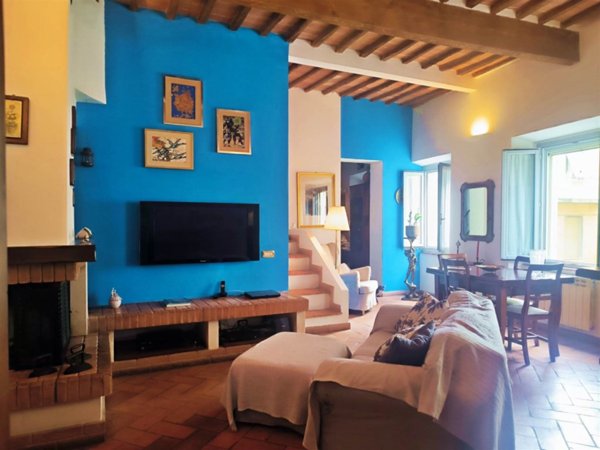 appartamento in vendita a Colle di Val d'Elsa