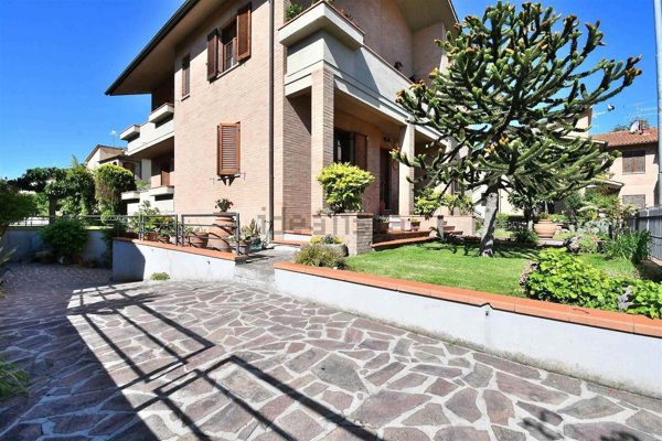 appartamento in vendita a Colle di Val d'Elsa