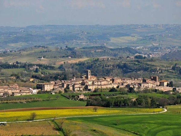 casa indipendente in vendita a Colle di Val d'Elsa