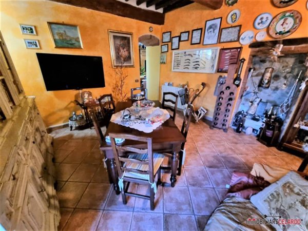 appartamento in vendita a Colle di Val d'Elsa