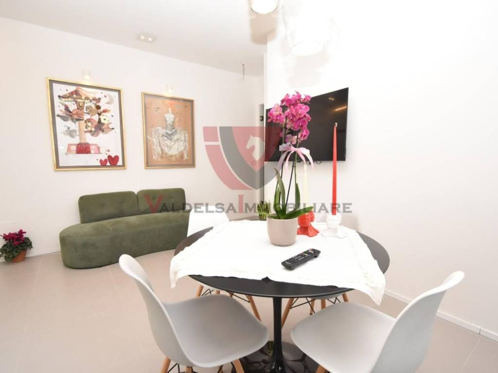 appartamento in vendita a Colle di Val d'Elsa