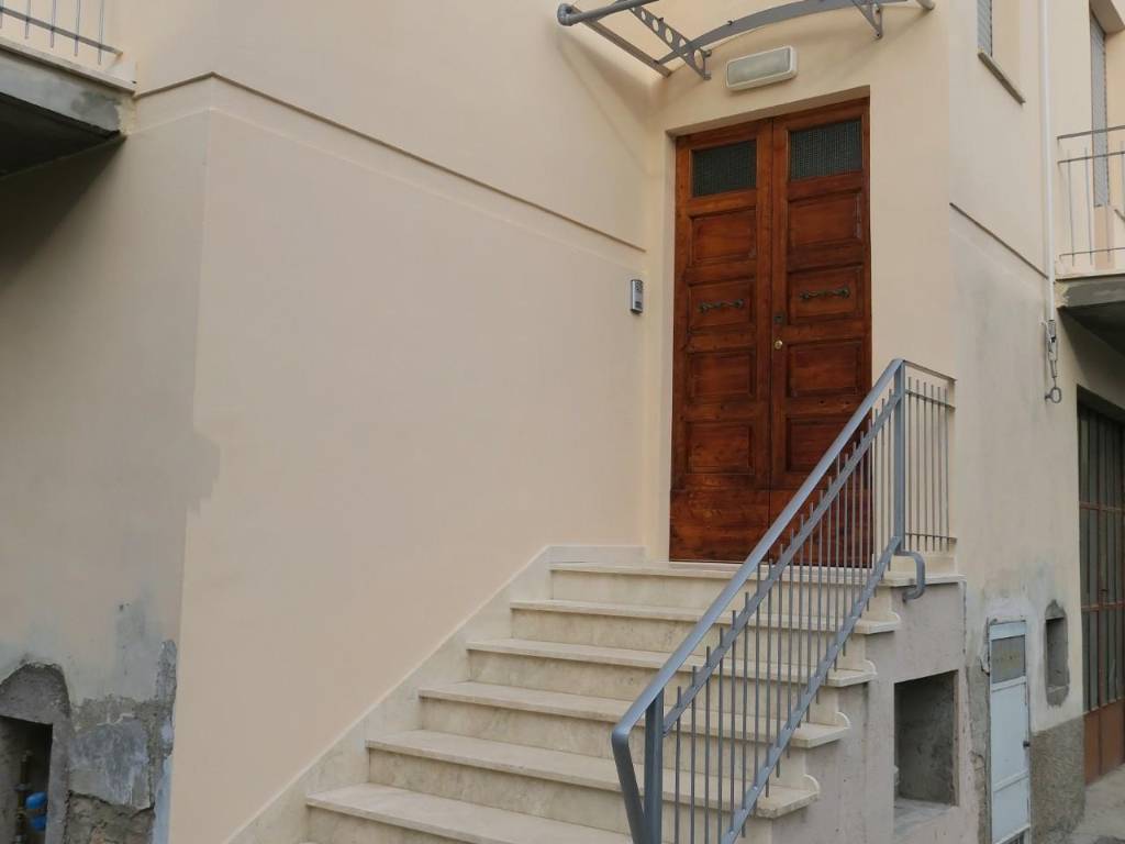 casa indipendente in vendita a Colle di Val d'Elsa in zona Selvamaggio