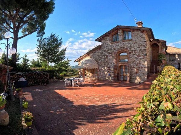 casa indipendente in vendita a Colle di Val d'Elsa