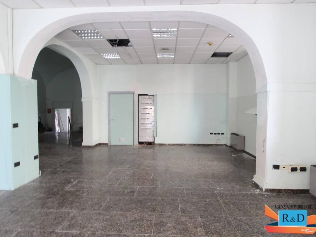 ufficio in vendita a Colle di Val d'Elsa