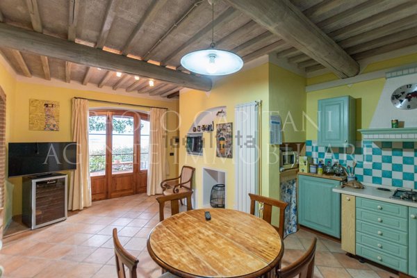 appartamento in vendita a Colle di Val d'Elsa