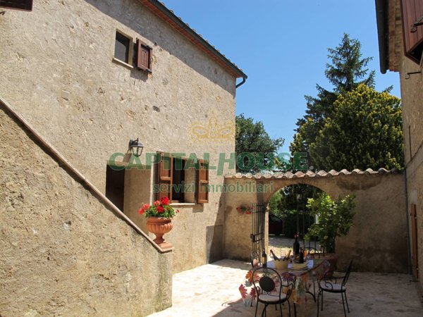 casale in vendita a Colle di Val d'Elsa