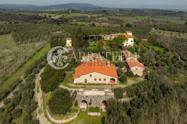 casa indipendente in vendita a Colle di Val d'Elsa