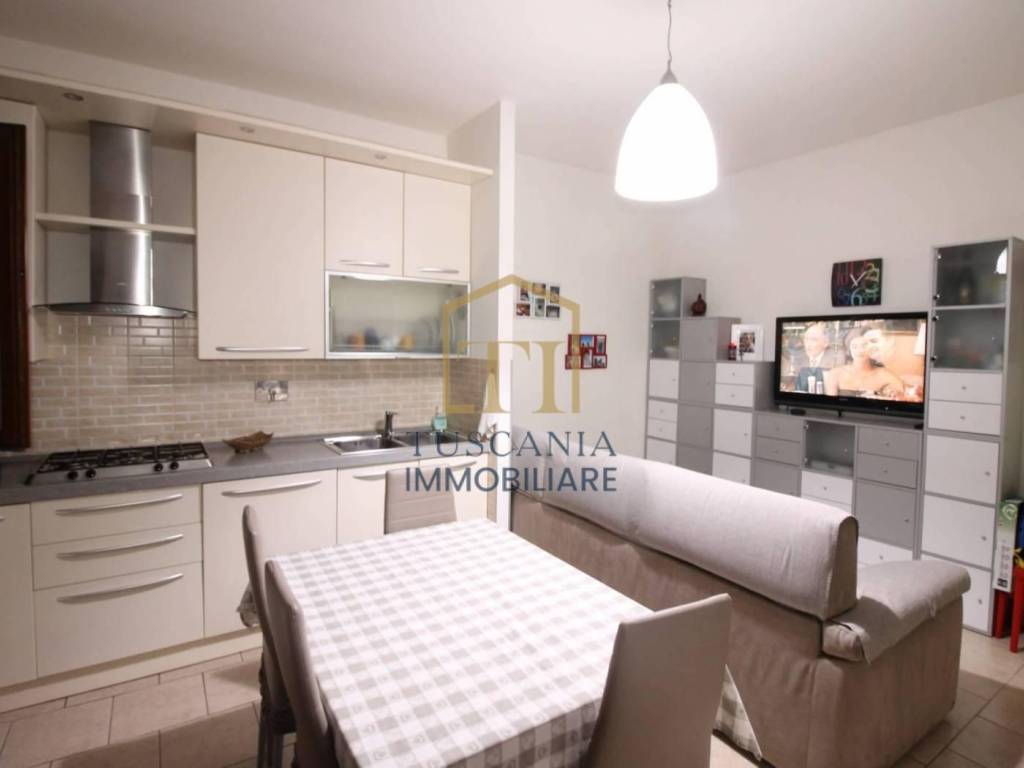 appartamento in vendita a Colle di Val d'Elsa