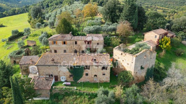 casale in vendita a Colle di Val d'Elsa