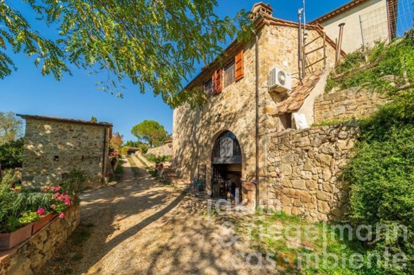 casa indipendente in vendita a Colle di Val d'Elsa
