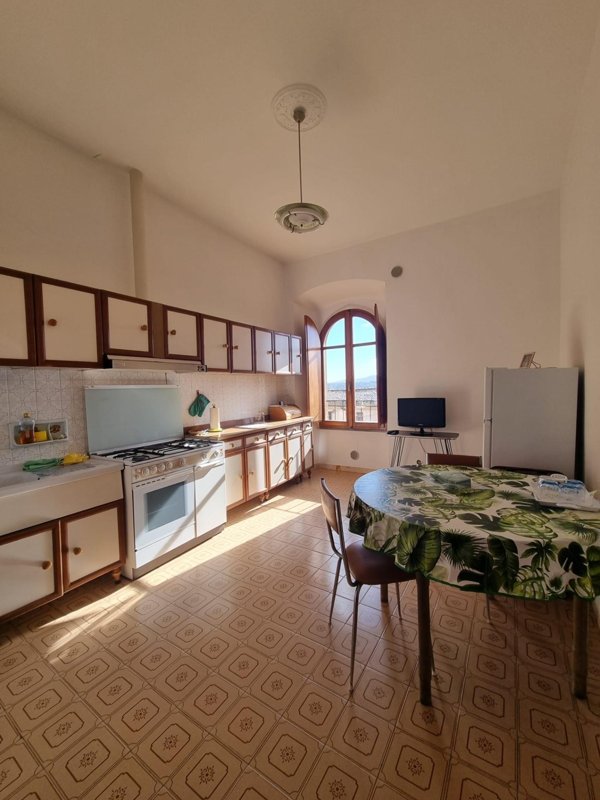 appartamento in vendita a Colle di Val d'Elsa