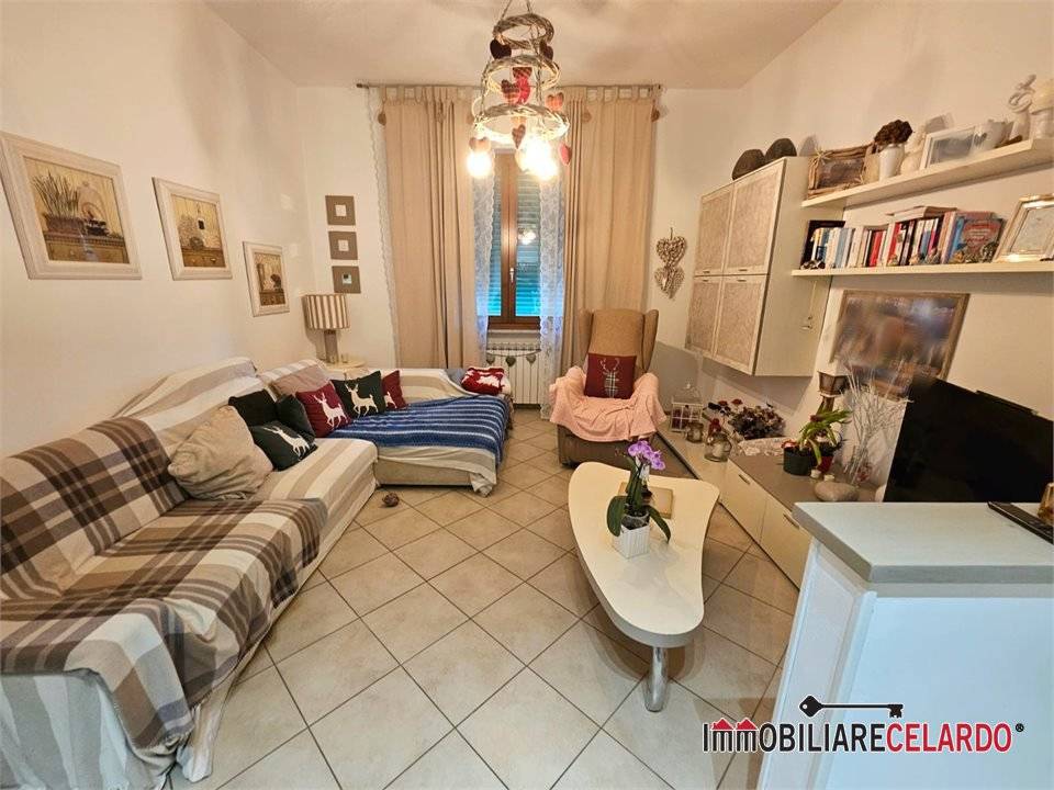 appartamento in vendita a Colle di Val d'Elsa in zona Le grazie
