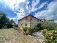 casa indipendente in vendita a Colle di Val d'Elsa