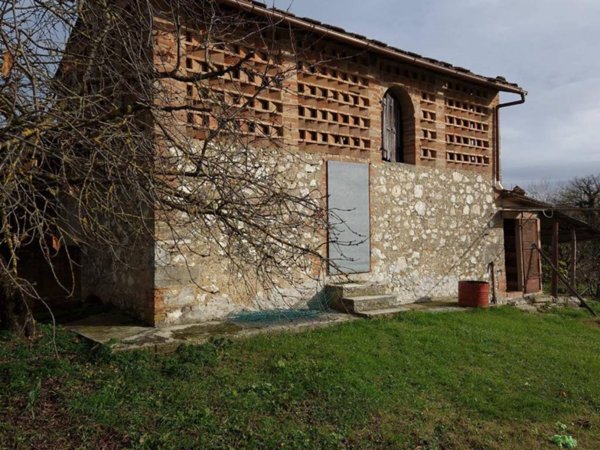 casa indipendente in vendita a Colle di Val d'Elsa in zona Le grazie
