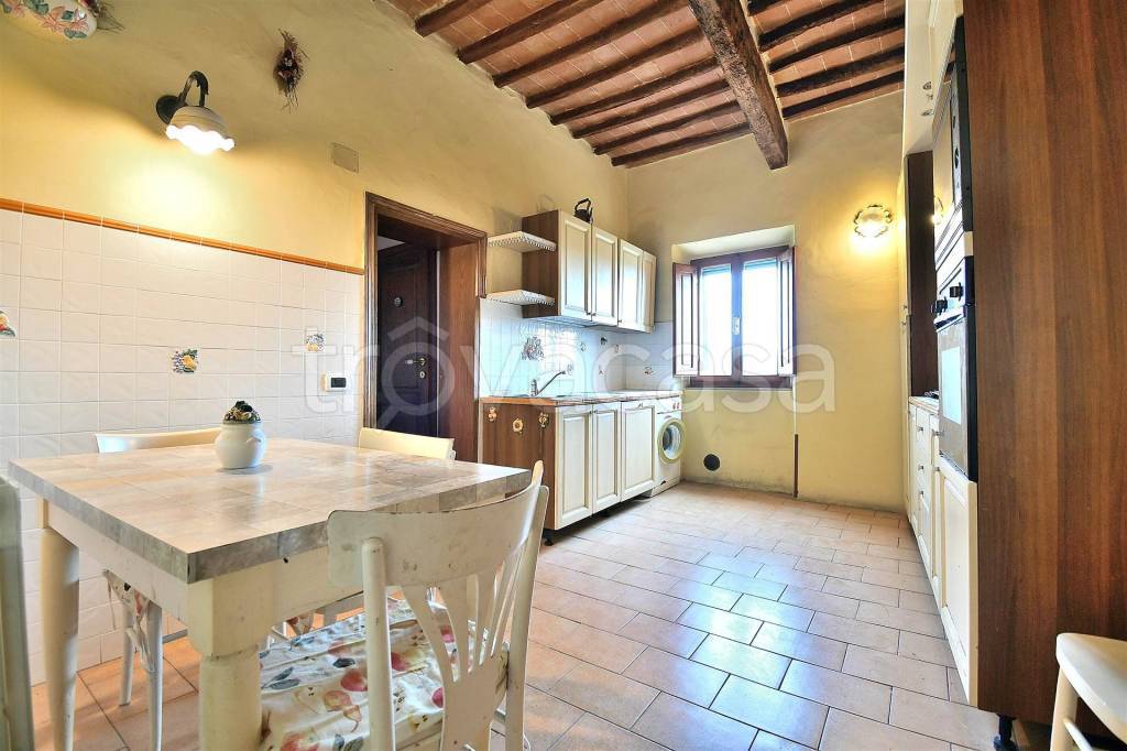 appartamento in vendita a Colle di Val d'Elsa