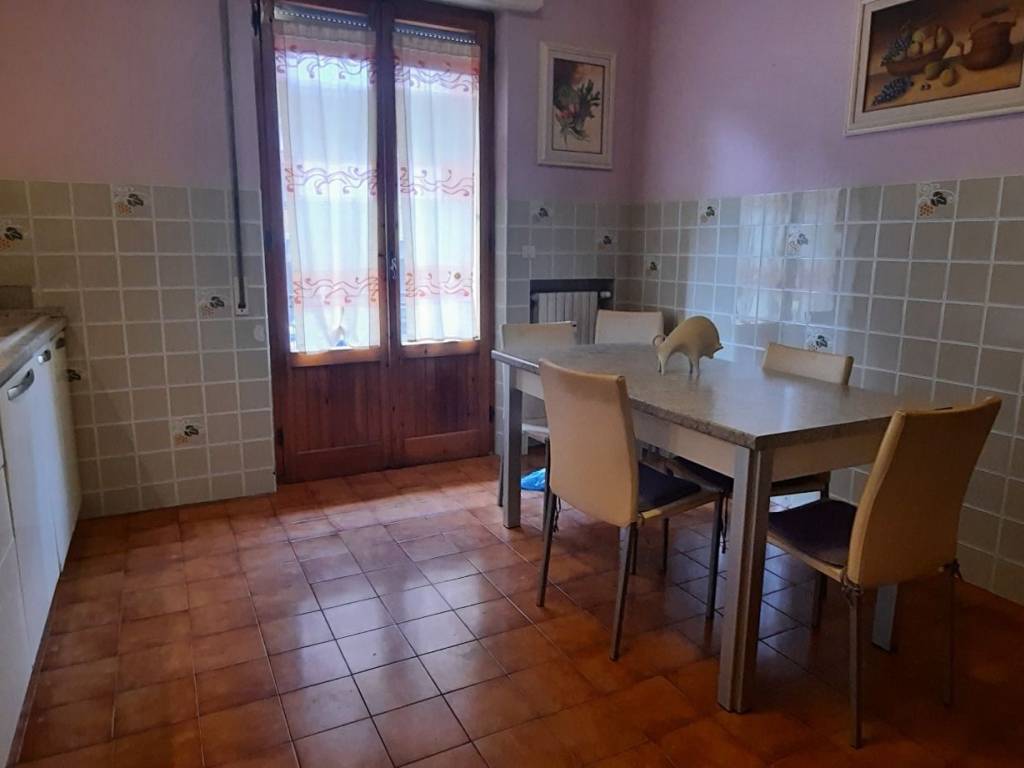 appartamento in vendita a Colle di Val d'Elsa