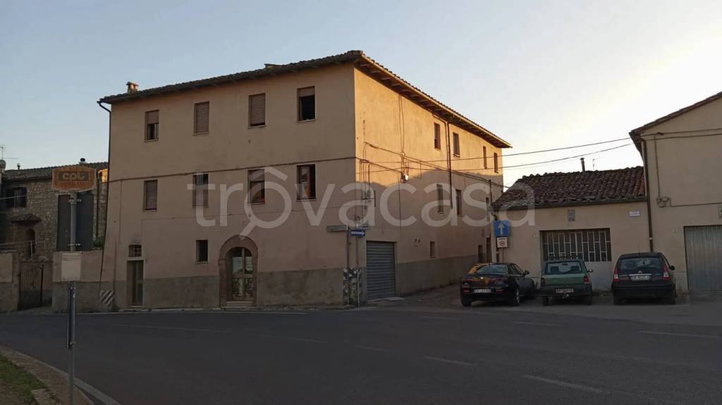 appartamento in vendita a Colle di Val d'Elsa