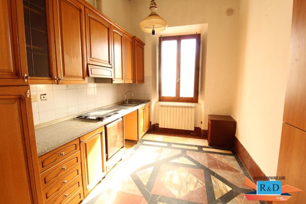 appartamento in vendita a Colle di Val d'Elsa