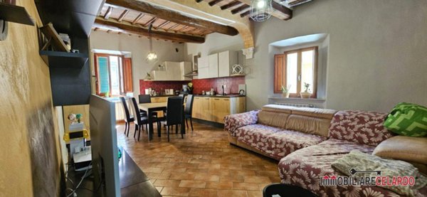 appartamento in vendita a Colle di Val d'Elsa