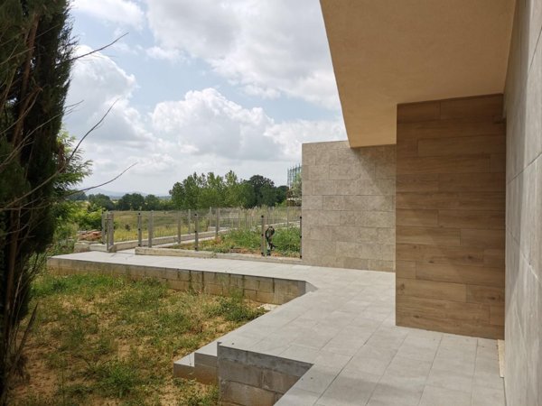 casa indipendente in vendita a Colle di Val d'Elsa in zona Le grazie