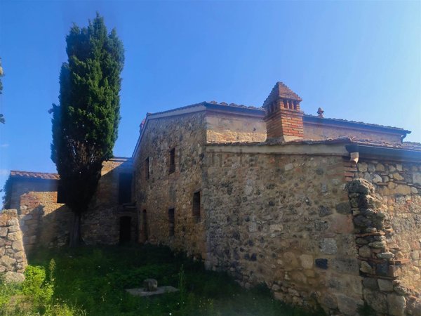 casale in vendita a Colle di Val d'Elsa