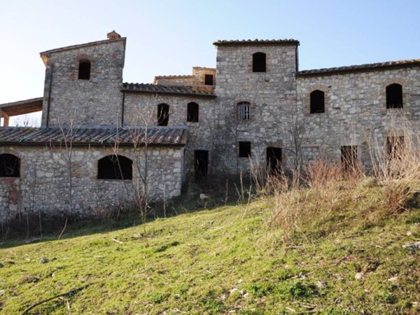 casa indipendente in vendita a Colle di Val d'Elsa
